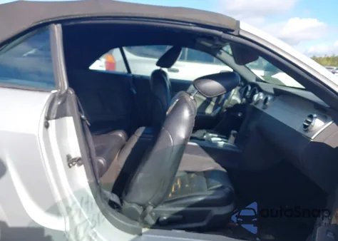 2006 Ford Mustang Gt from USA, damaged, VIN 1ZVHT85H365207613